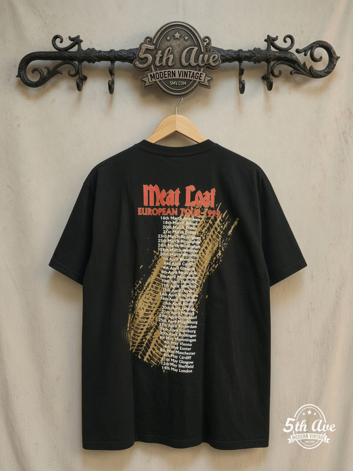 Meat Loaf – European Tour 1999 – Vintage Band T-Shirt — back on locked cream ornate 5th Ave rack