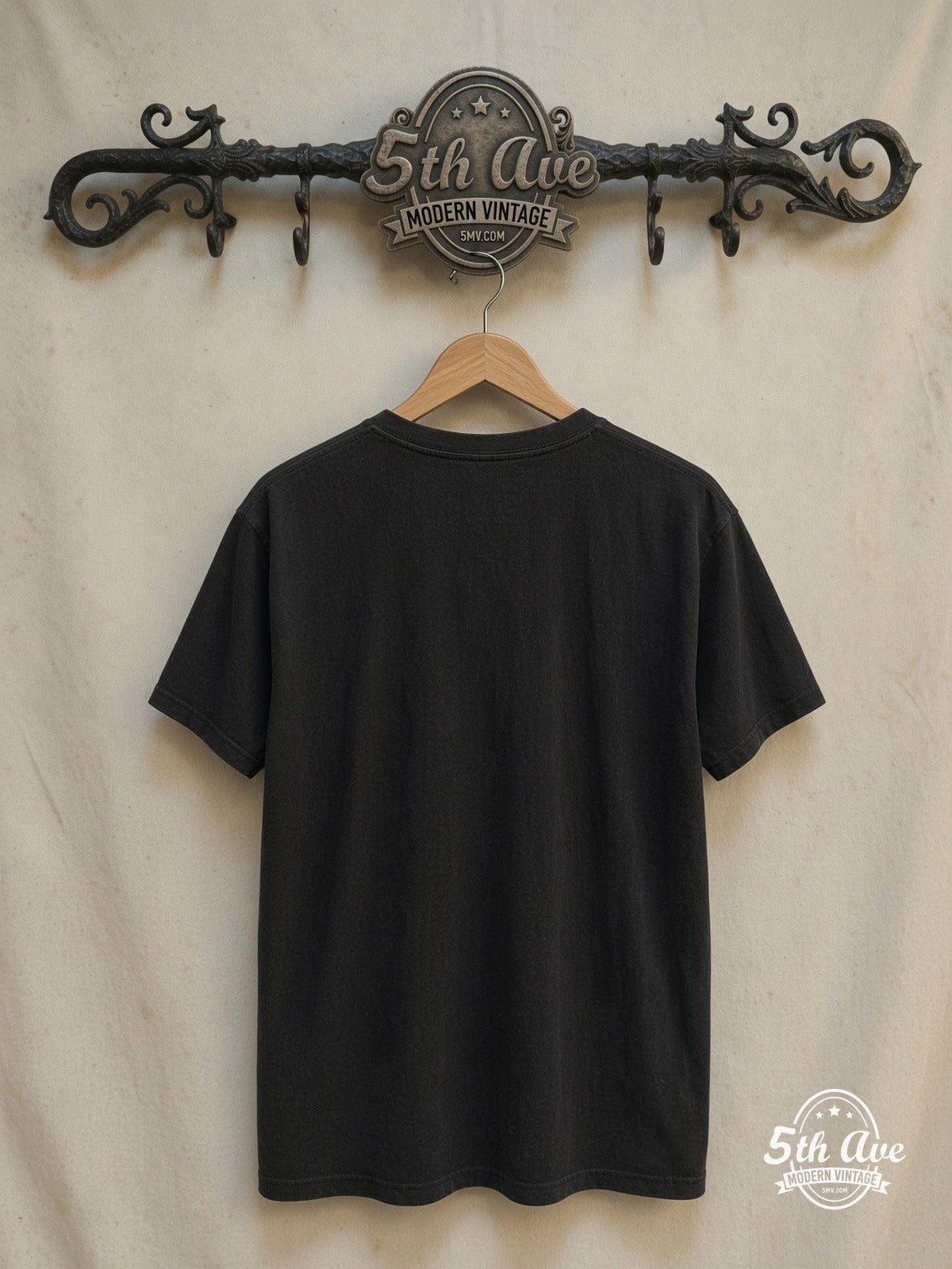 Oasis – Champagne Supernova / Supersonic – Vintage Band T-Shirt — back on locked cream ornate 5th Ave rack