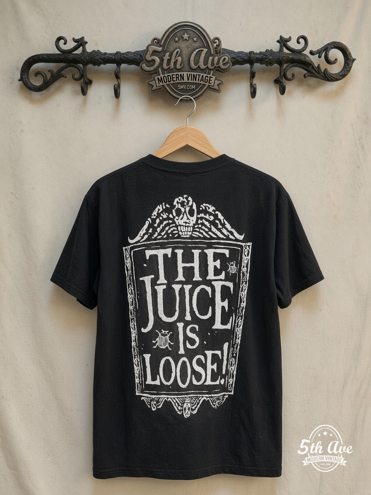The Nightmare Before Christmas – The Nightmare Before Christmas x Pulp Fiction – New Vintage Graphic Tee — back on locked cream ornate 5th Ave rack