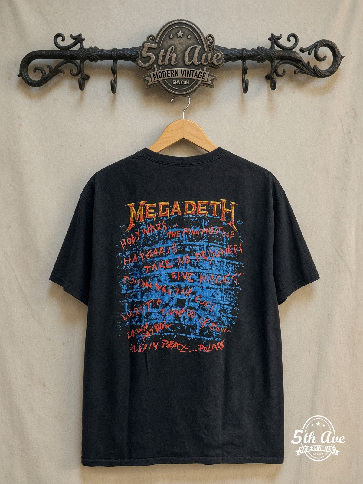 Megadeth – Rust in Peace Vic Searchlights Tracklist – Vintage Band T-Shirt — back on locked cream ornate 5th Ave rack