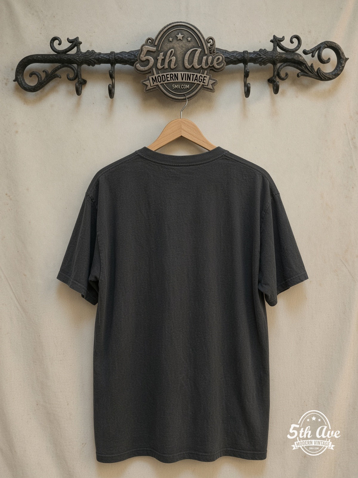 Motörhead – Snaggletooth Red Dice Ace of Spades – Vintage Band T-Shirt — back on locked cream ornate 5th Ave rack
