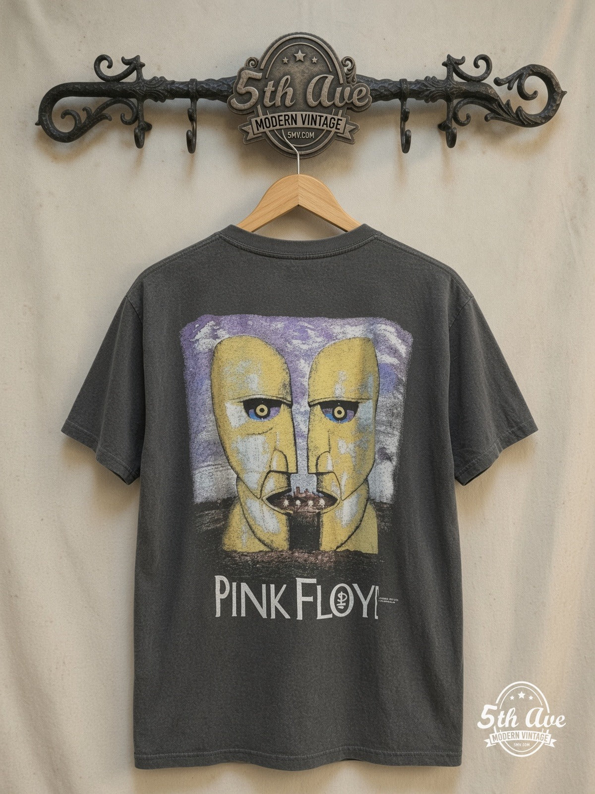 Pink Floyd – The Division Bell Tour 1994 – Vintage Band T-Shirt — back on locked cream ornate 5th Ave rack
