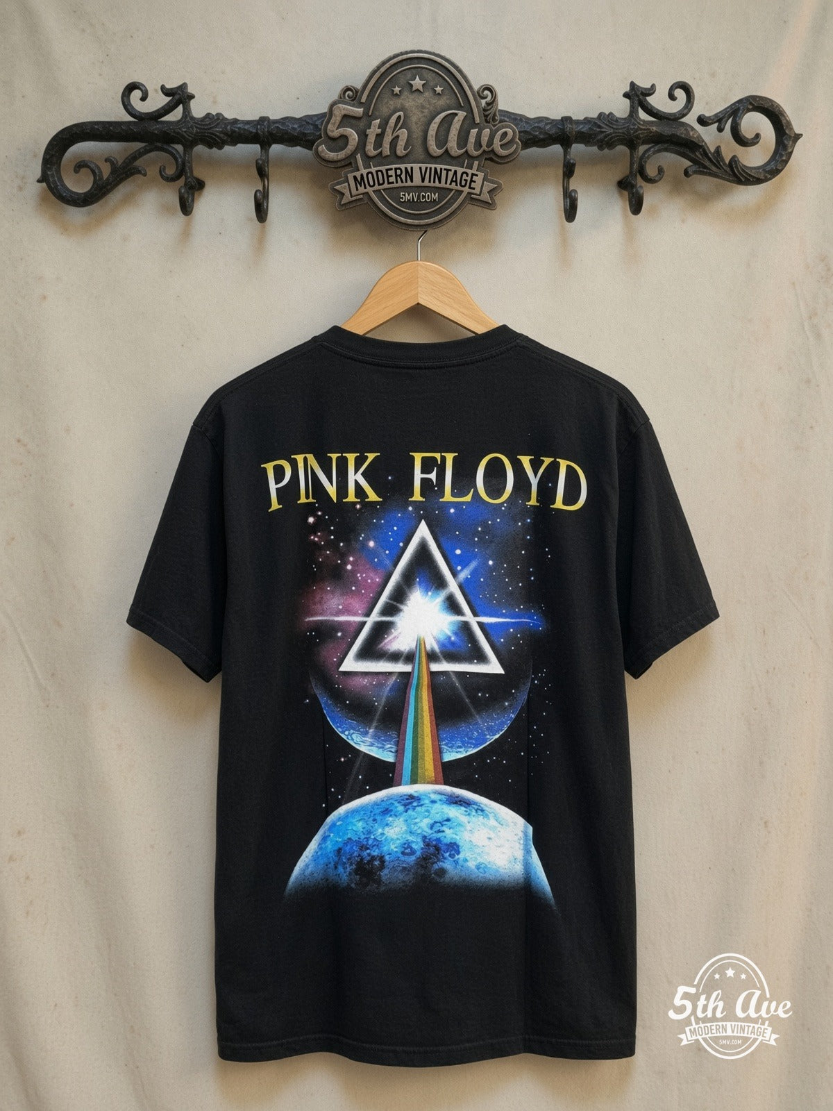 Pink Floyd – Dark Side Invasion – Vintage Band T-Shirt — back on locked cream ornate 5th Ave rack