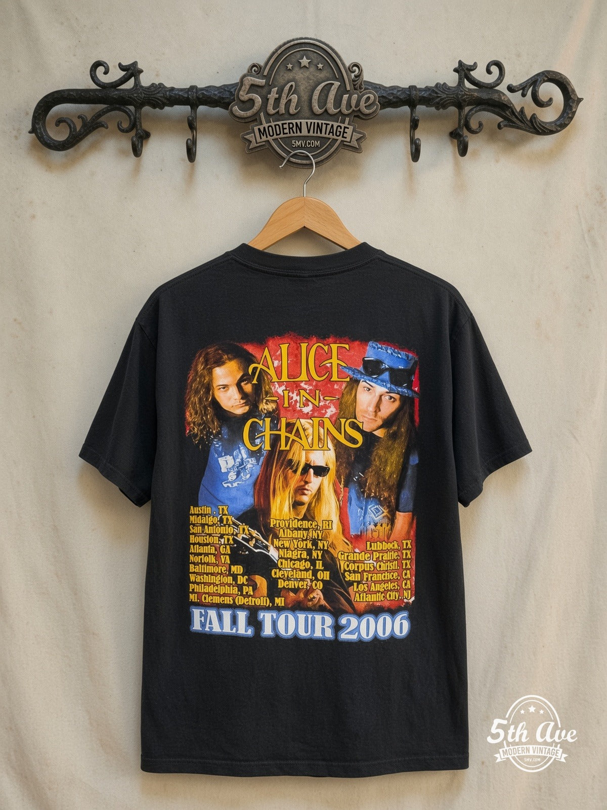 Alice in Chains – Fall Tour 2006 – Vintage Band T-Shirt — back on locked cream ornate 5th Ave rack
