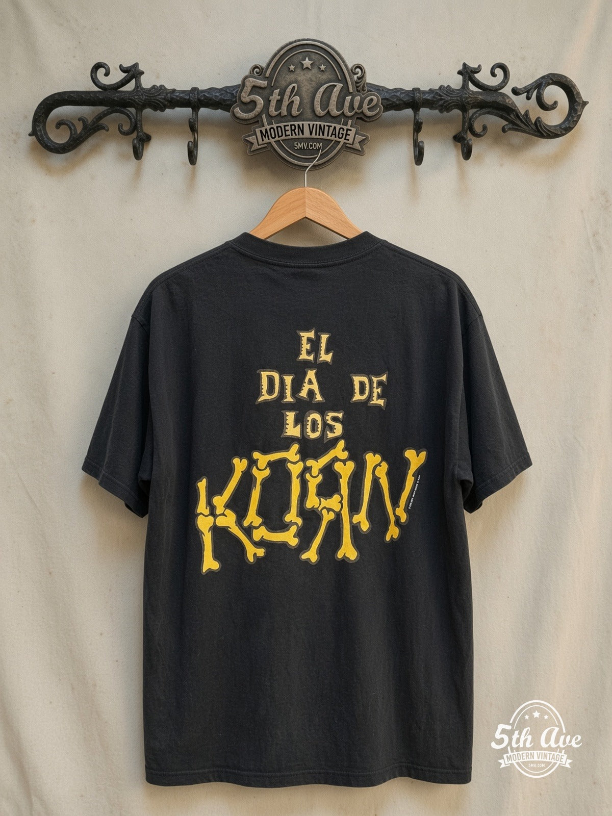 Korn – EL DIA DE LOS – Vintage Band T-Shirt — back on locked cream ornate 5th Ave rack