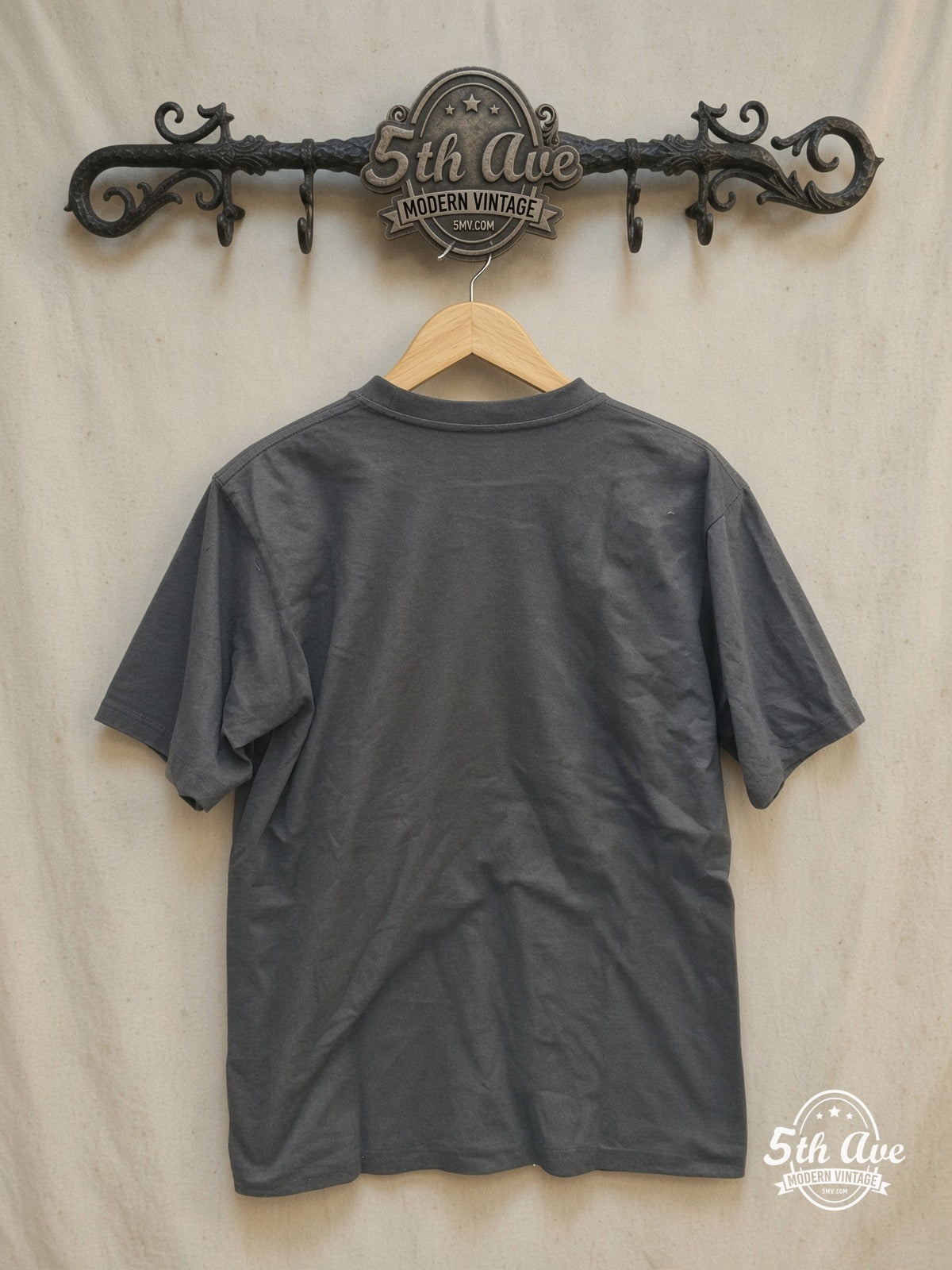 Red Hot Chili Peppers – Classic Red Asterisk Circle Logo – Vintage Band T-Shirt — back on locked cream ornate 5th Ave rack
