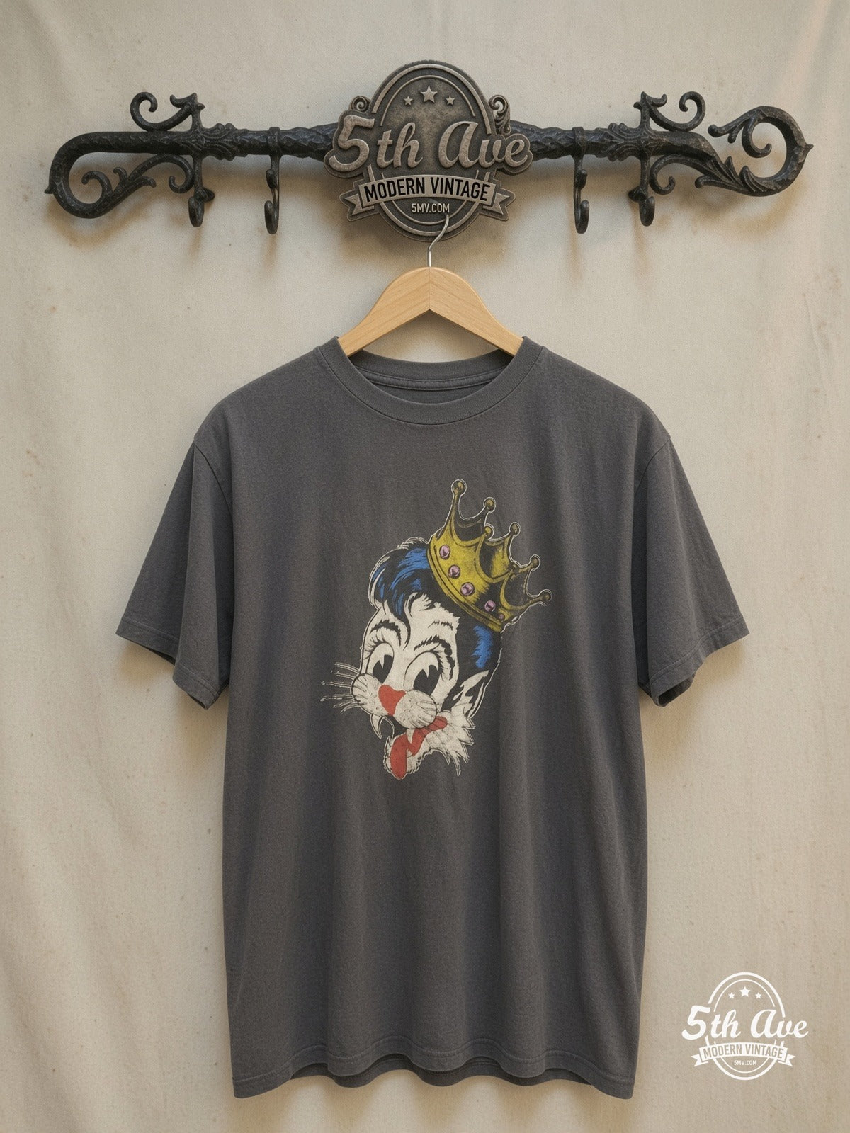 Stray Cats – Crowned Blue Pompadour Cat – Vintage Band T-Shirt — front on locked cream ornate 5th Ave rack