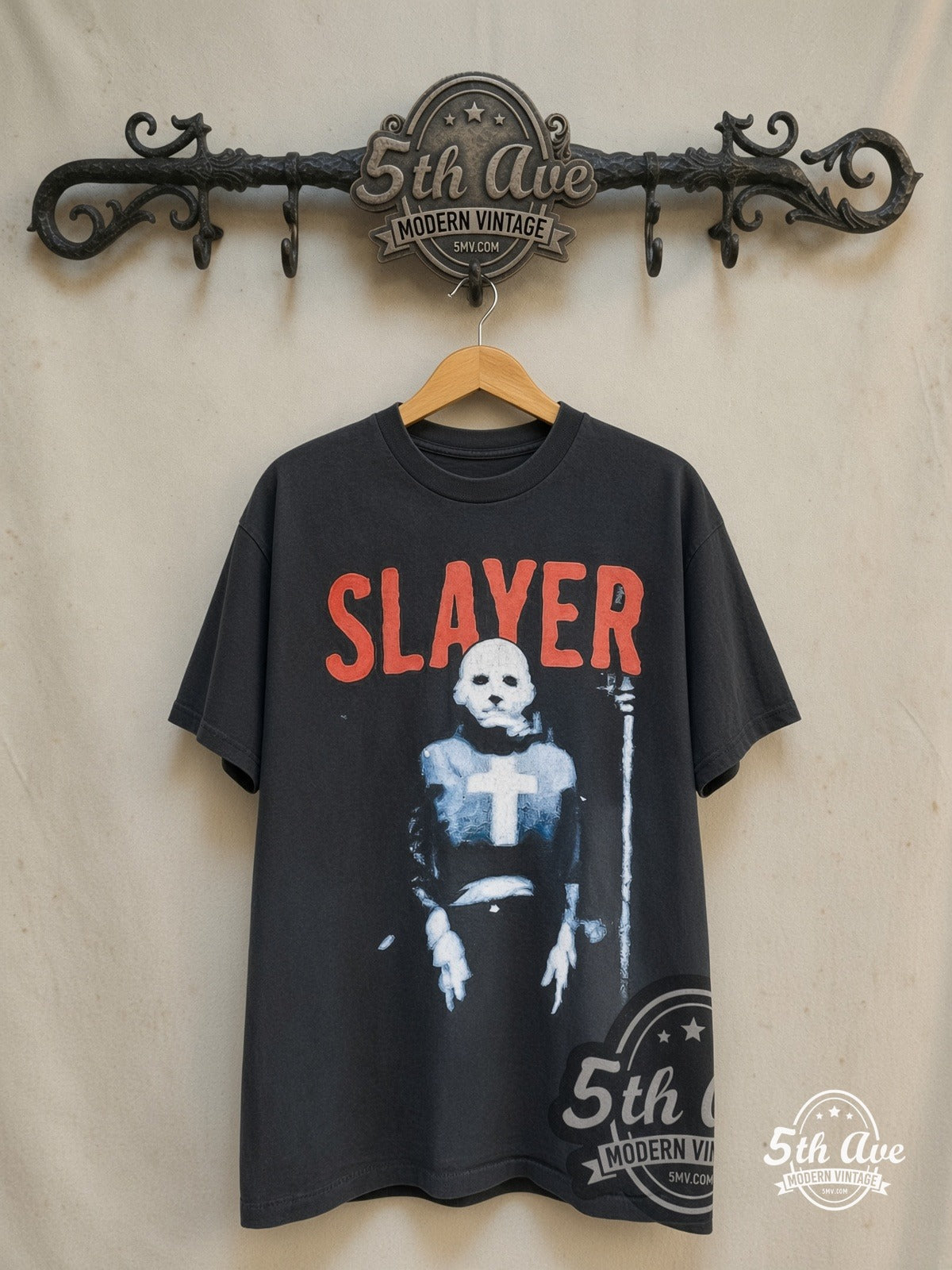 Slayer – Diabolus in Musica Tour 1998-1999 – Vintage Band T-Shirt — front on locked cream ornate 5th Ave rack