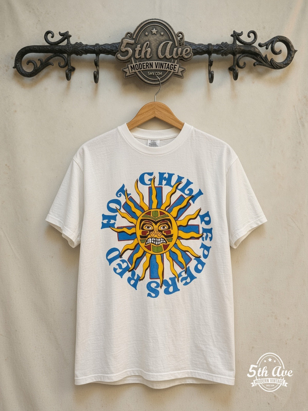 Red Hot Chili Peppers – Aeroplane Tour' 1996 – Vintage Band T-Shirt — front on locked cream ornate 5th Ave rack