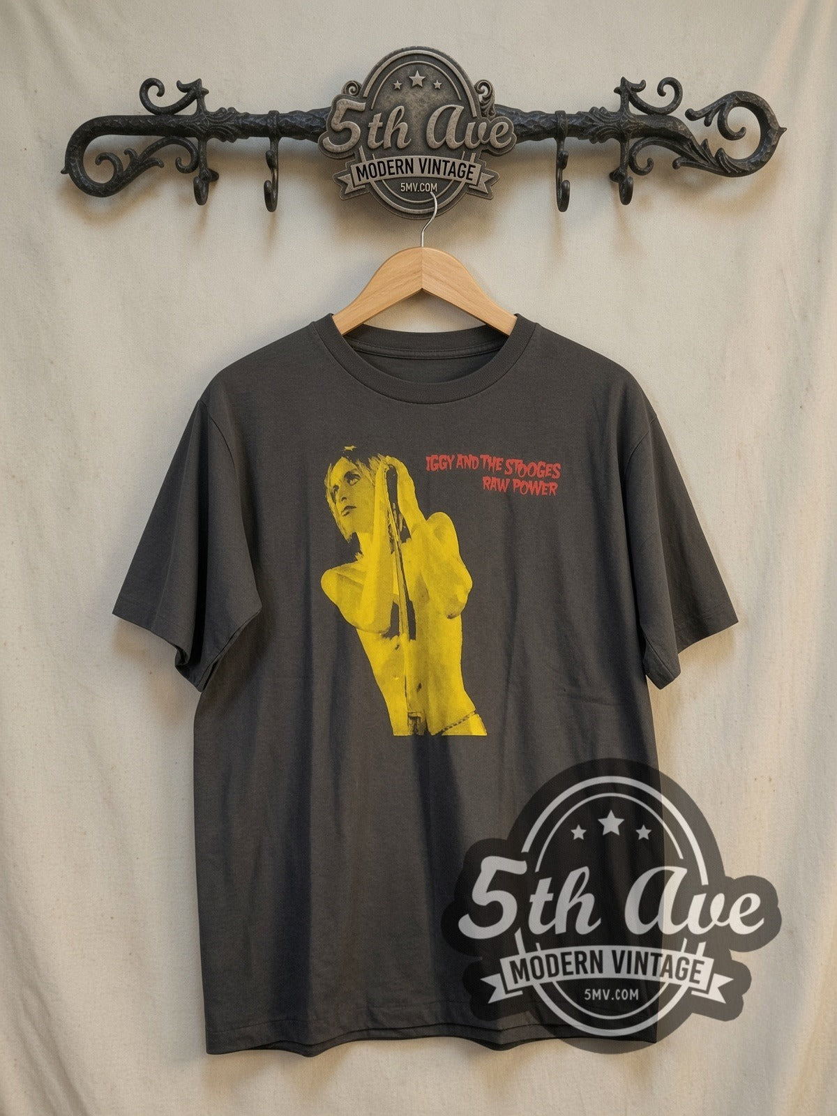 Iggy Pop Yellow Silhouette Vintage Band T-Shirt | 5MV