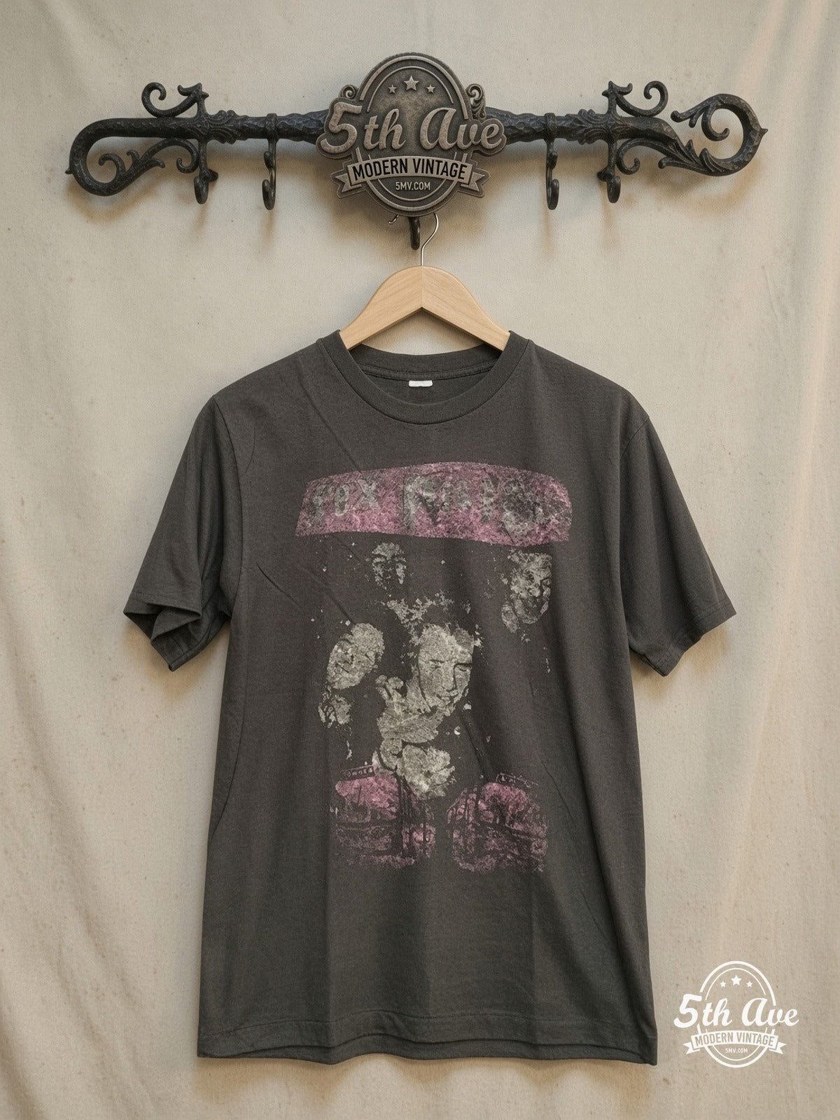 Sex Pistols – Sex Pistols Graphic – Vintage Band T-Shirt — front on locked cream ornate 5th Ave rack