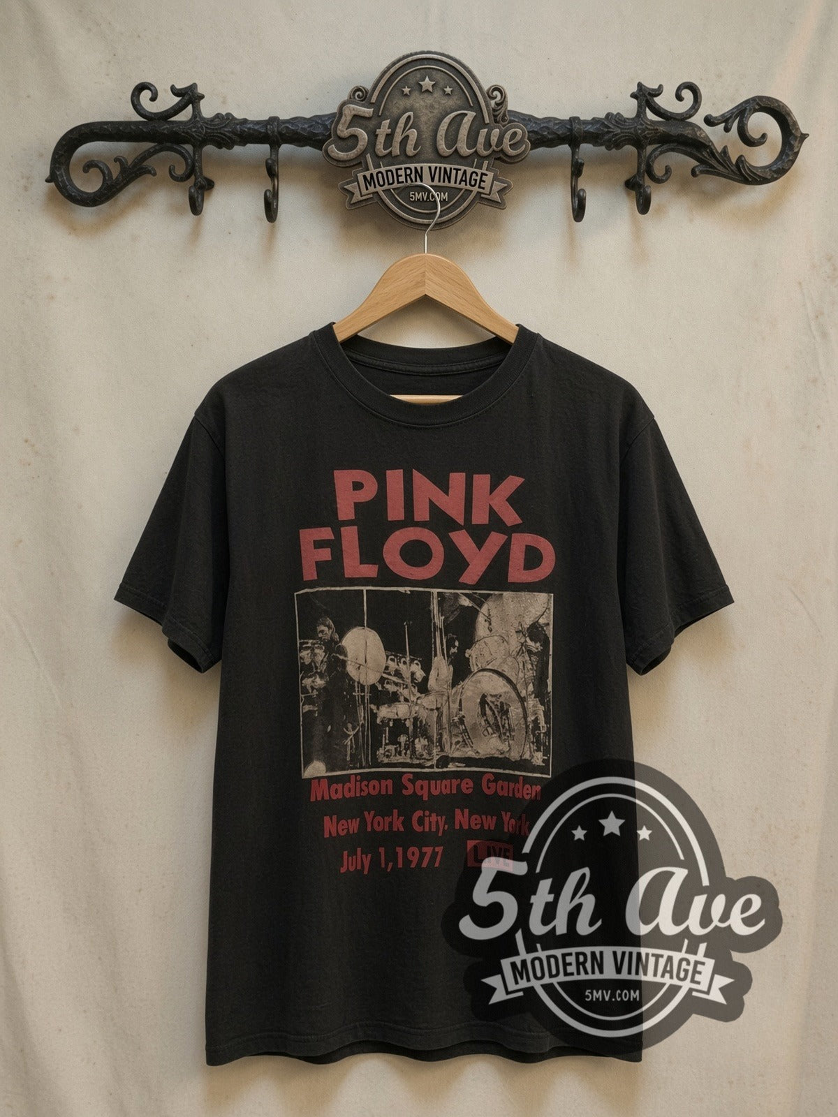 Pink Floyd Live at Madison Square Garden 1977 Band T-Shirt
