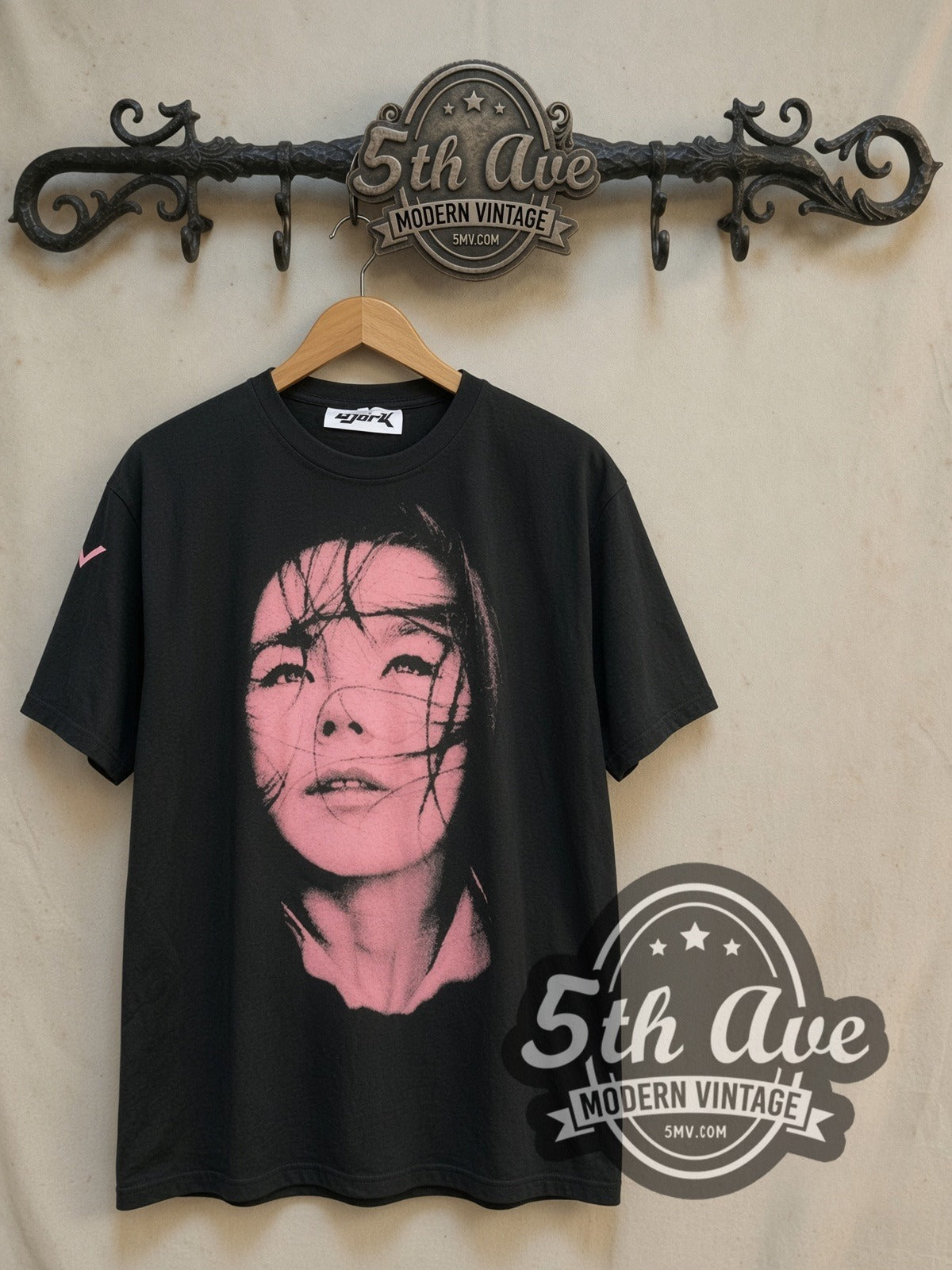 Björk Limited Edition – Vintage Band T-Shirt