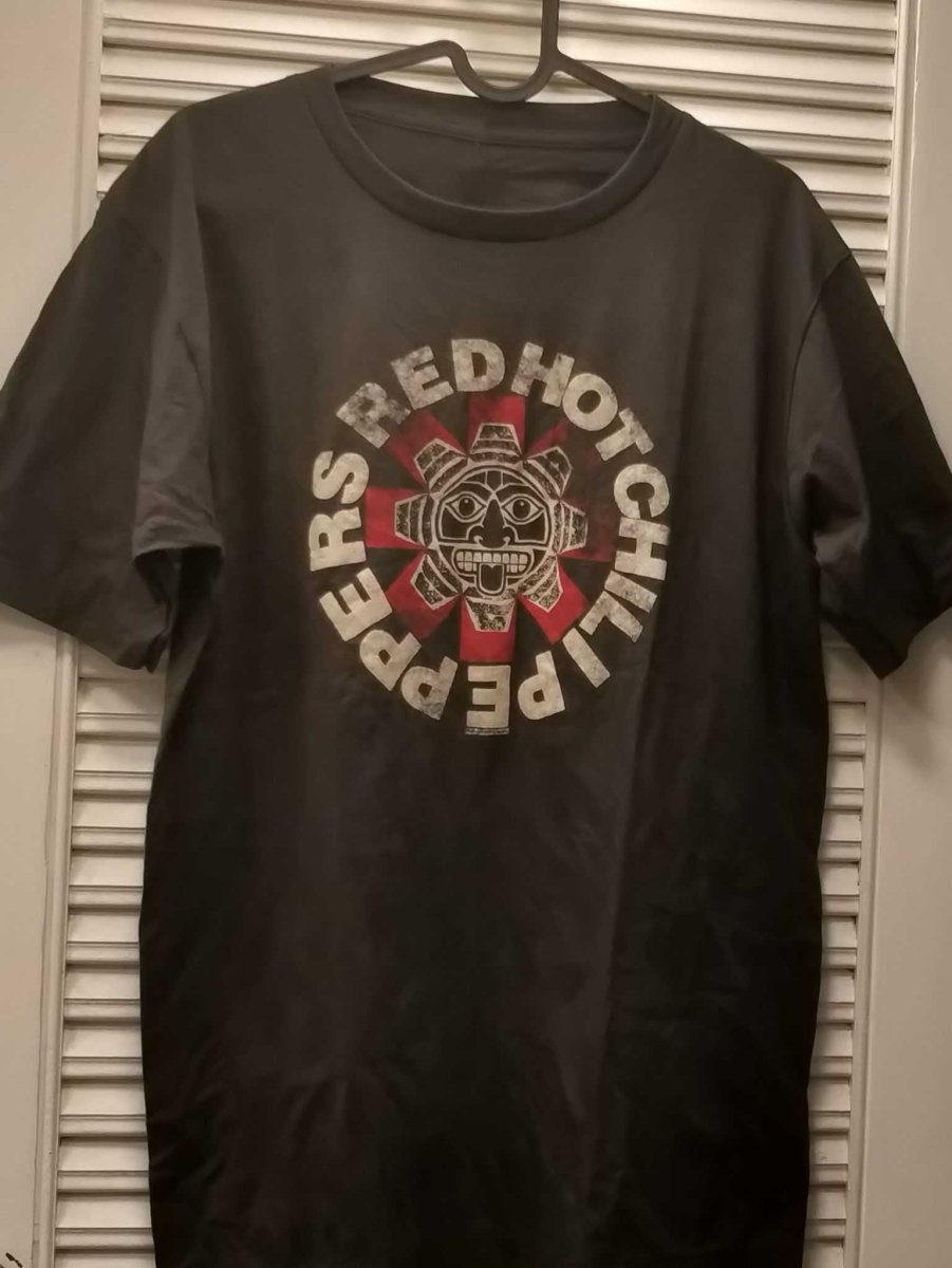 RED HOT CHILI PEPPERS 100% Cotton New Vintage Band T Shirt - Vintage Band Shirts