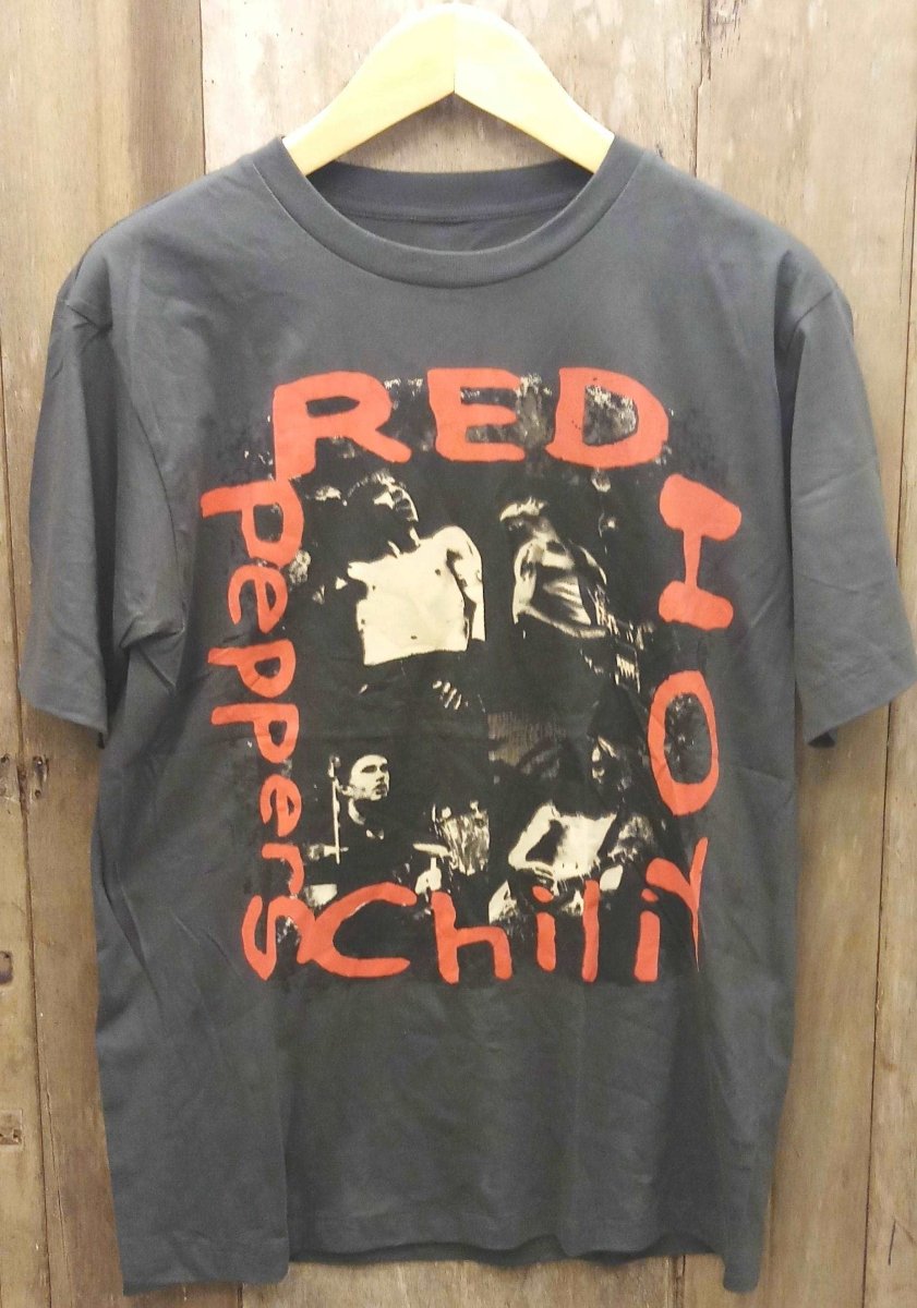 RED HOT CHILI PEPPERS 100% Cotton New Vintage Band T Shirt - Vintage Band Shirts