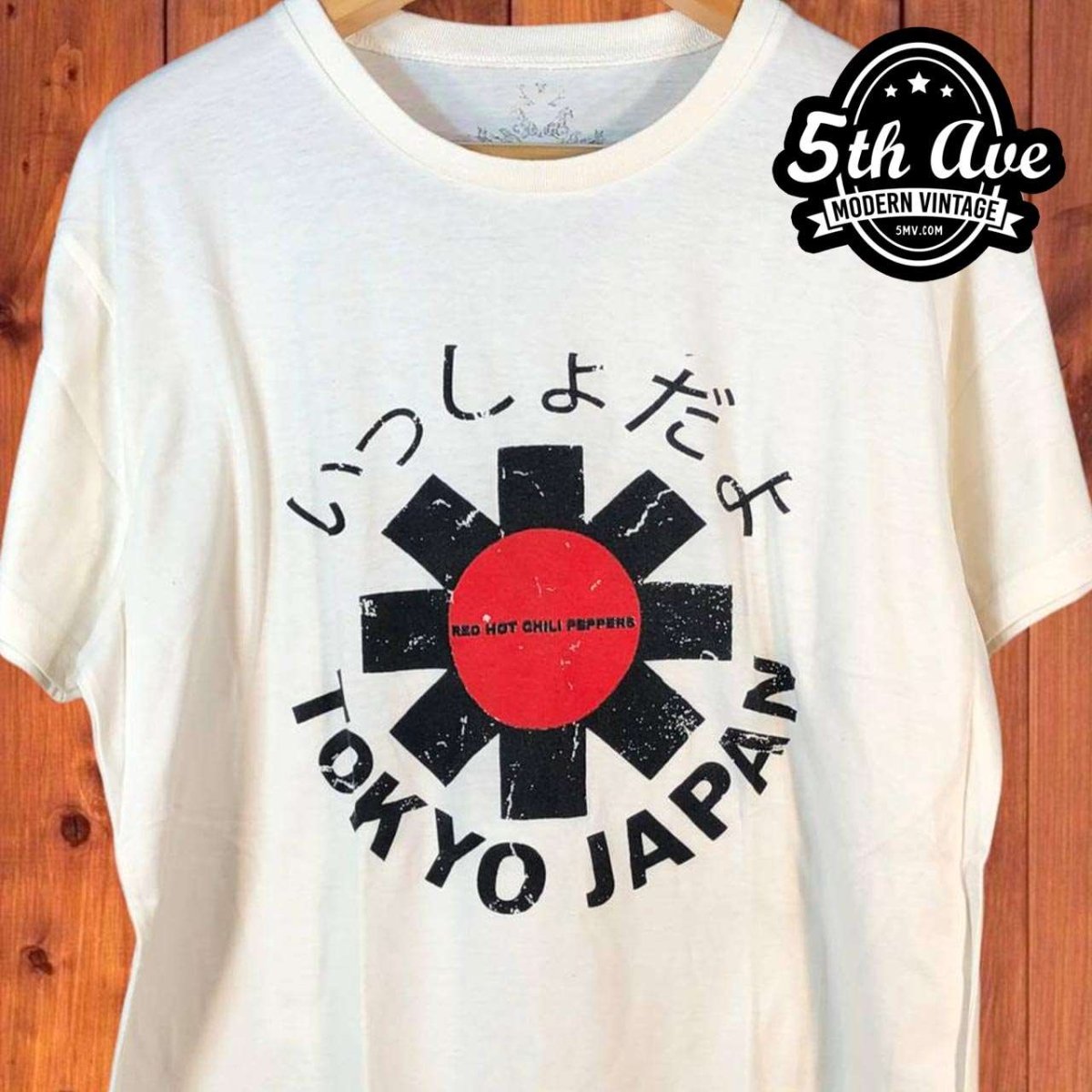 Red Hot Chili Peppers Live in Tokyo Japan - New Vintage Band T shirt - Vintage Band Shirts