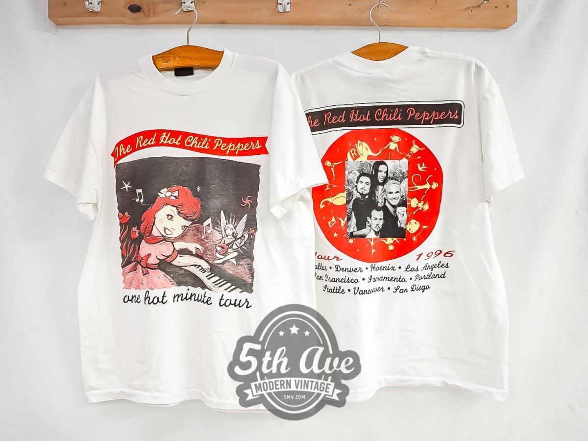 Red Hot Chili Peppers 'One Hot Minute' Tour 1996 - Vintage Reprint Band T-Shirt - Vintage Band Shirts