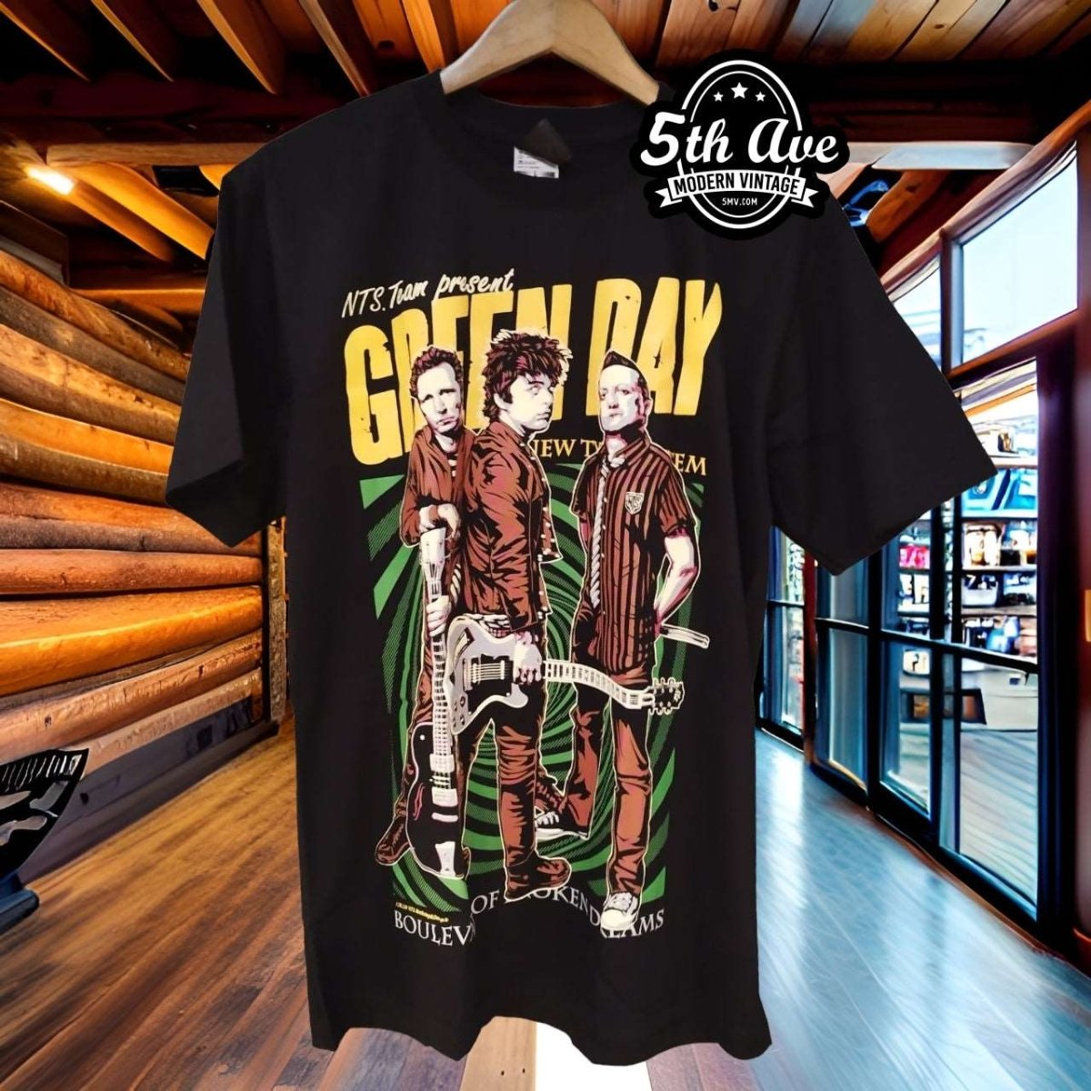 Revolution Radio: Green Day - Vintage Band Shirts