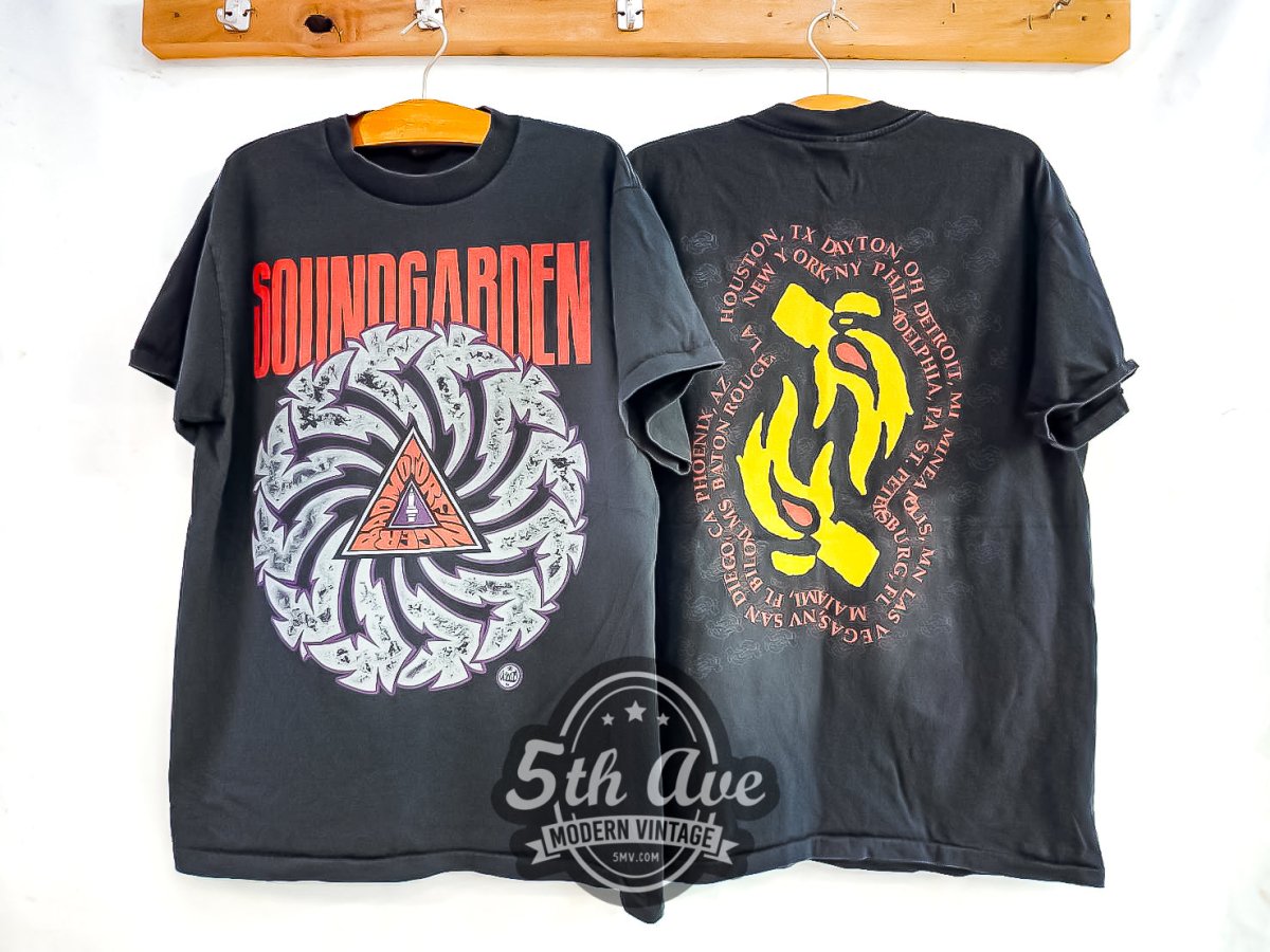 Soundgarden 'Badmotorfinger' - Vintage Reprint Band T-Shirt - Vintage Band Shirts