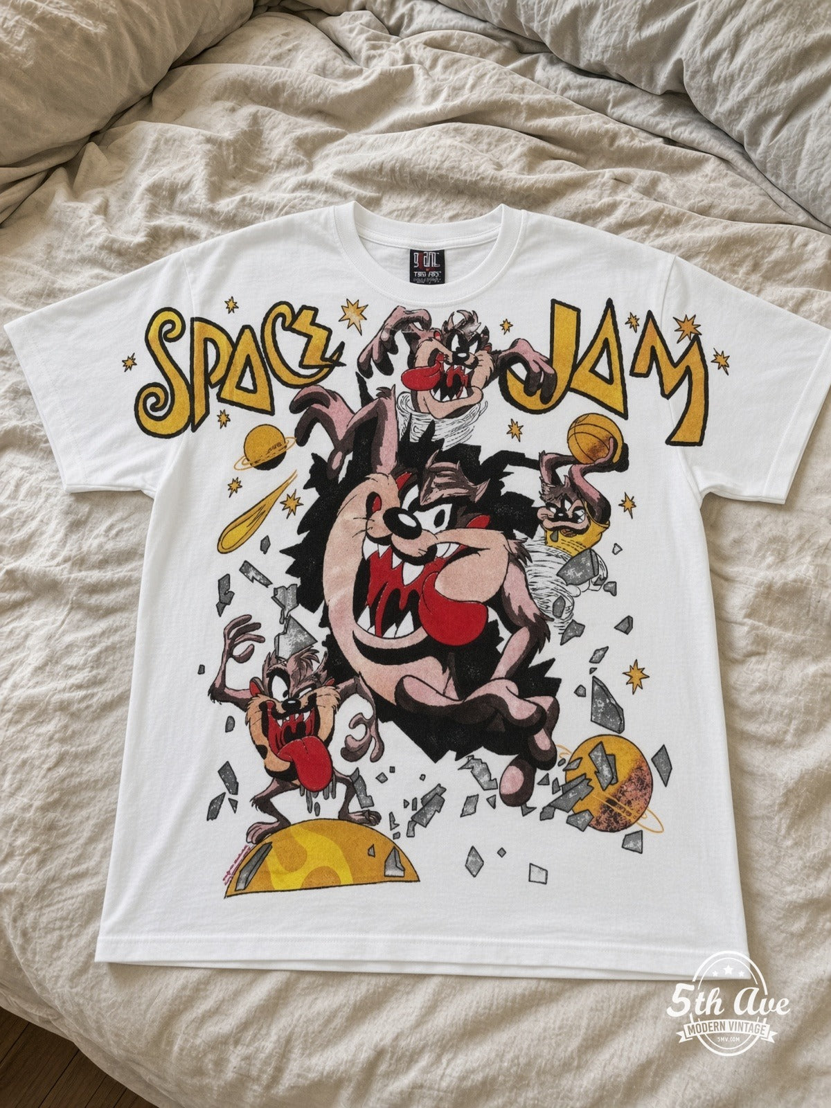 Space Jam Space Jam Taz Center vintage tee laid on bed