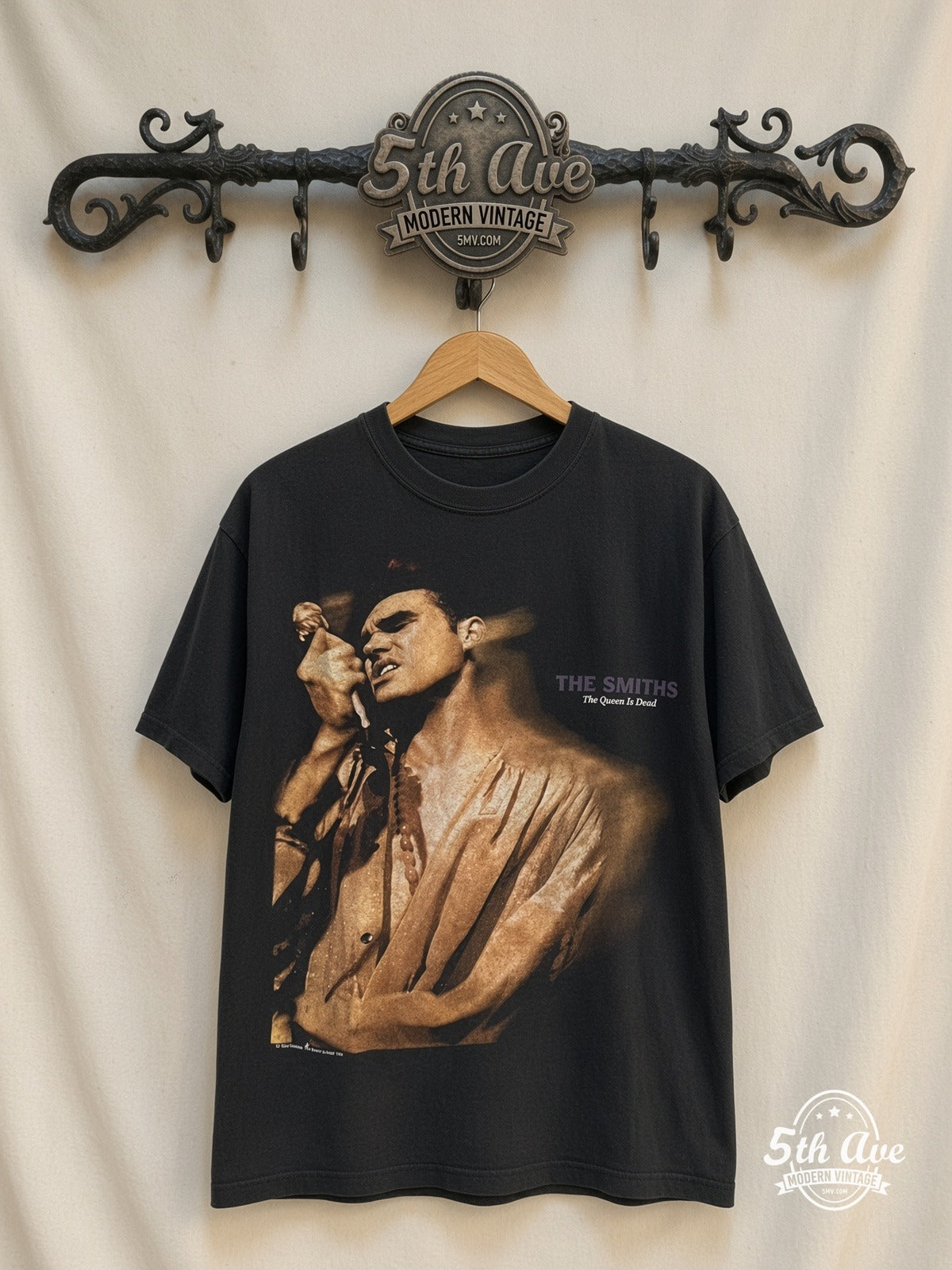 The Smiths The Queen Is Dead UK Tour 86 vintage band t-shirt on rack