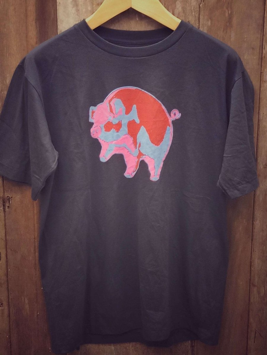 Vintage Tribute: Pink Floyd Animals Tour 1977 T-Shirt – Rock History Revived - Vintage Band Shirts