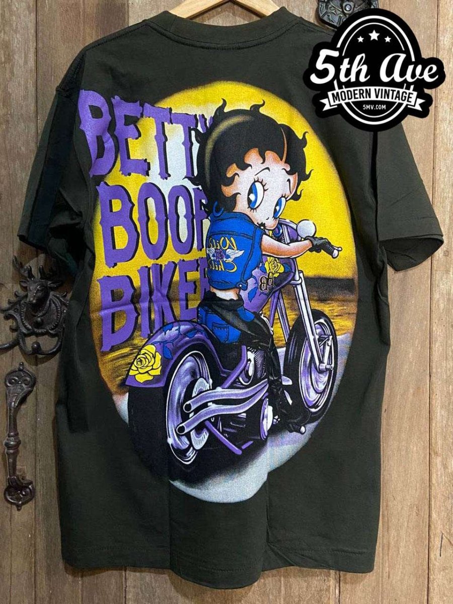 Vintage store 1997 Betty Boop Motorcycle T-Shirt Size M Black Rare