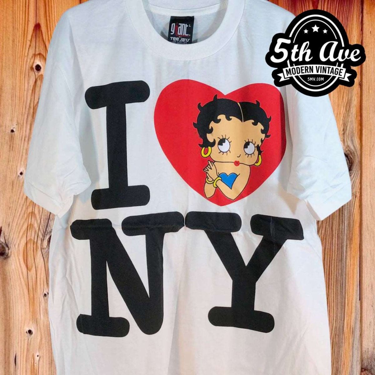 Betty Boop I Love New York - New Vintage Animation T shirt - Vintage Band Shirts