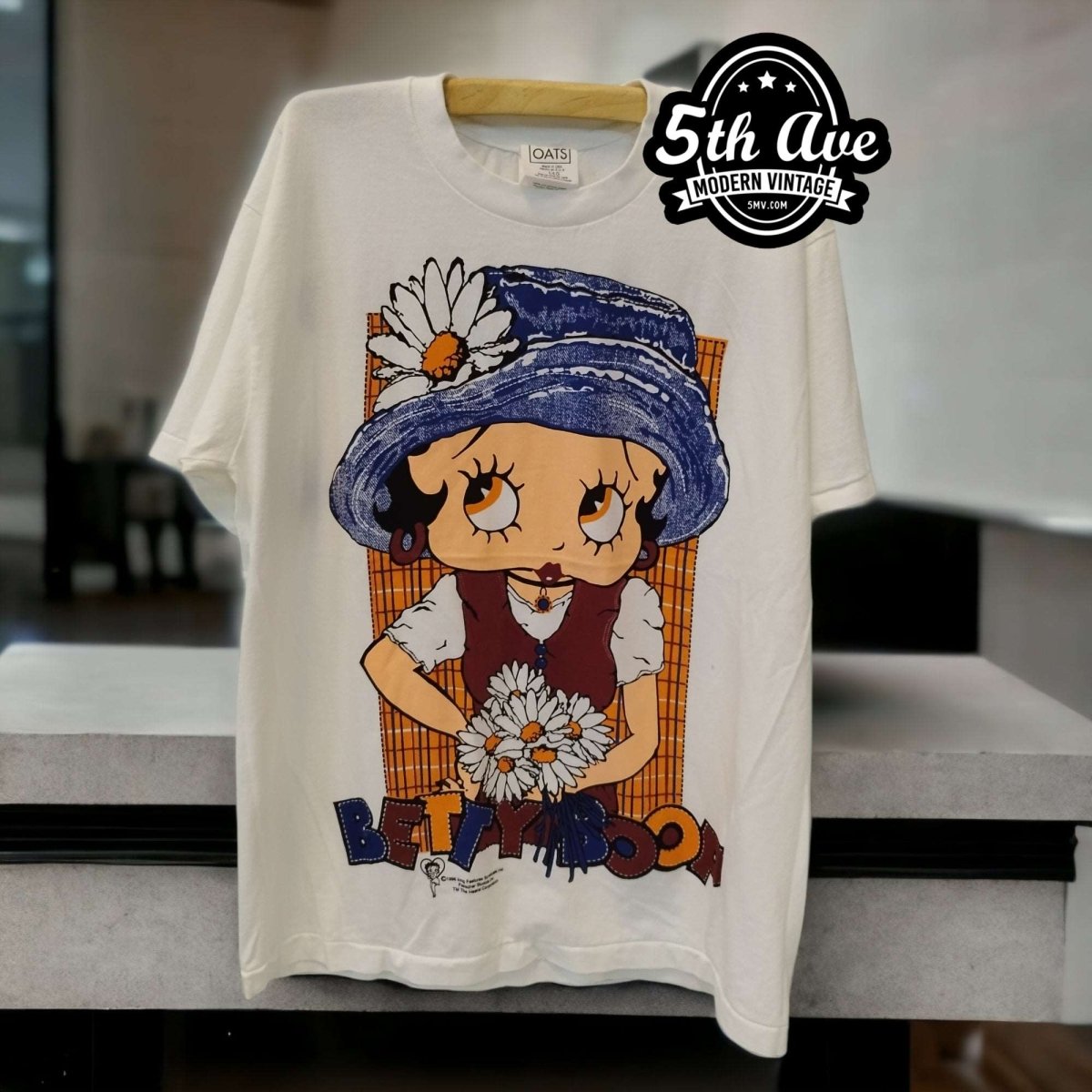 Betty Boop with Daisy Hat T Shirt - Vintage Band Shirts