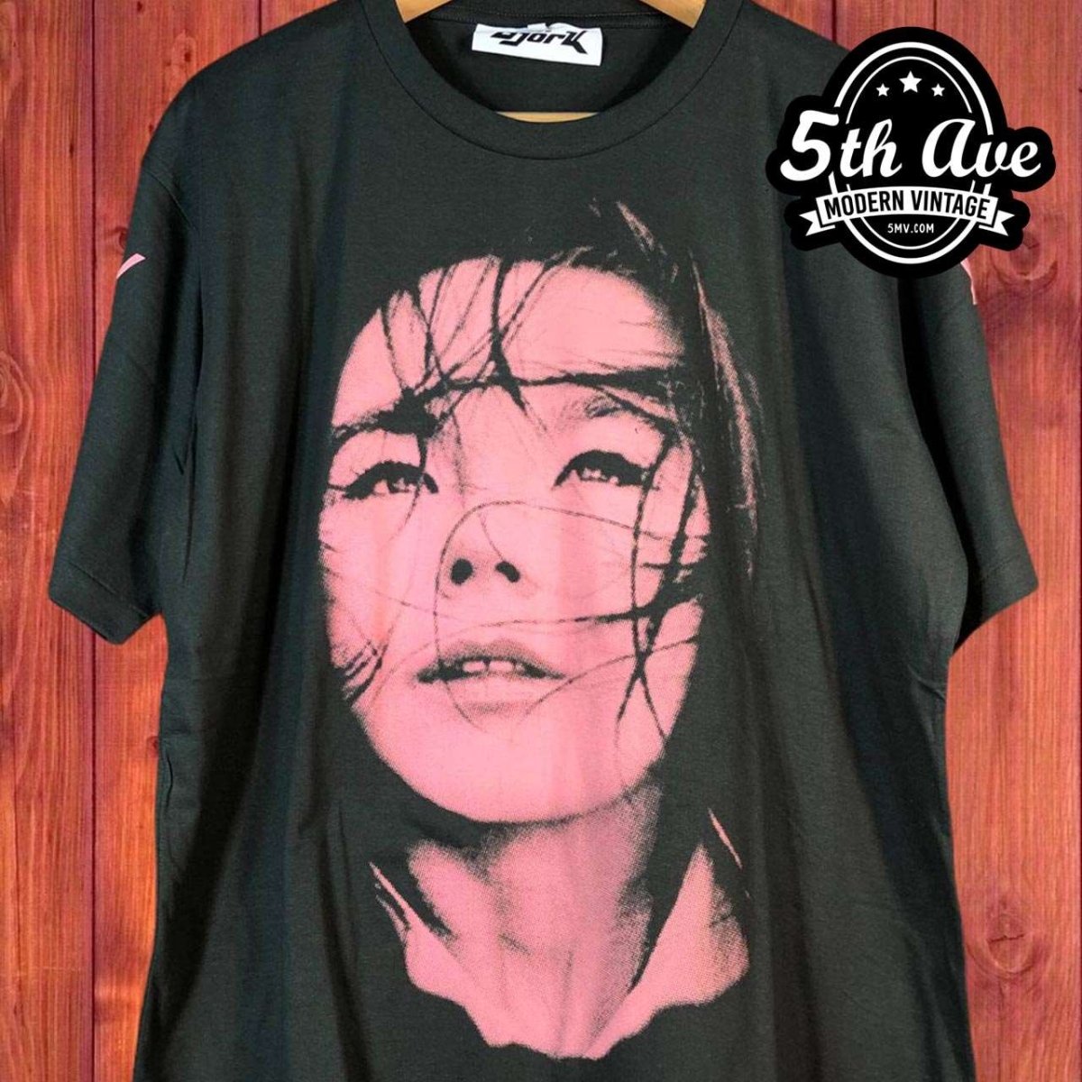 Björk Limited Edition T shirt - Vintage Band Shirts
