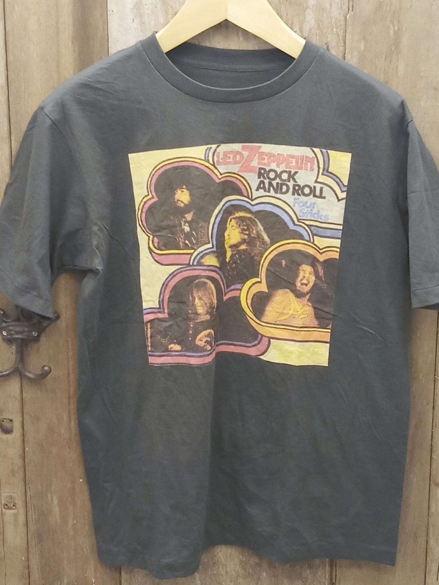 Led Zeppelin Clouds Band Portrait Vintage-Style T-Shirt - Vintage Band Shirts