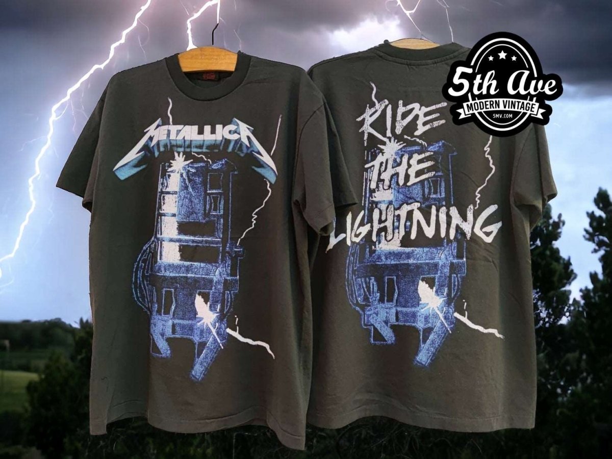 Metallica Large Screen Print "Ride The Lightning" T Shirt - Vintage Band Shirts