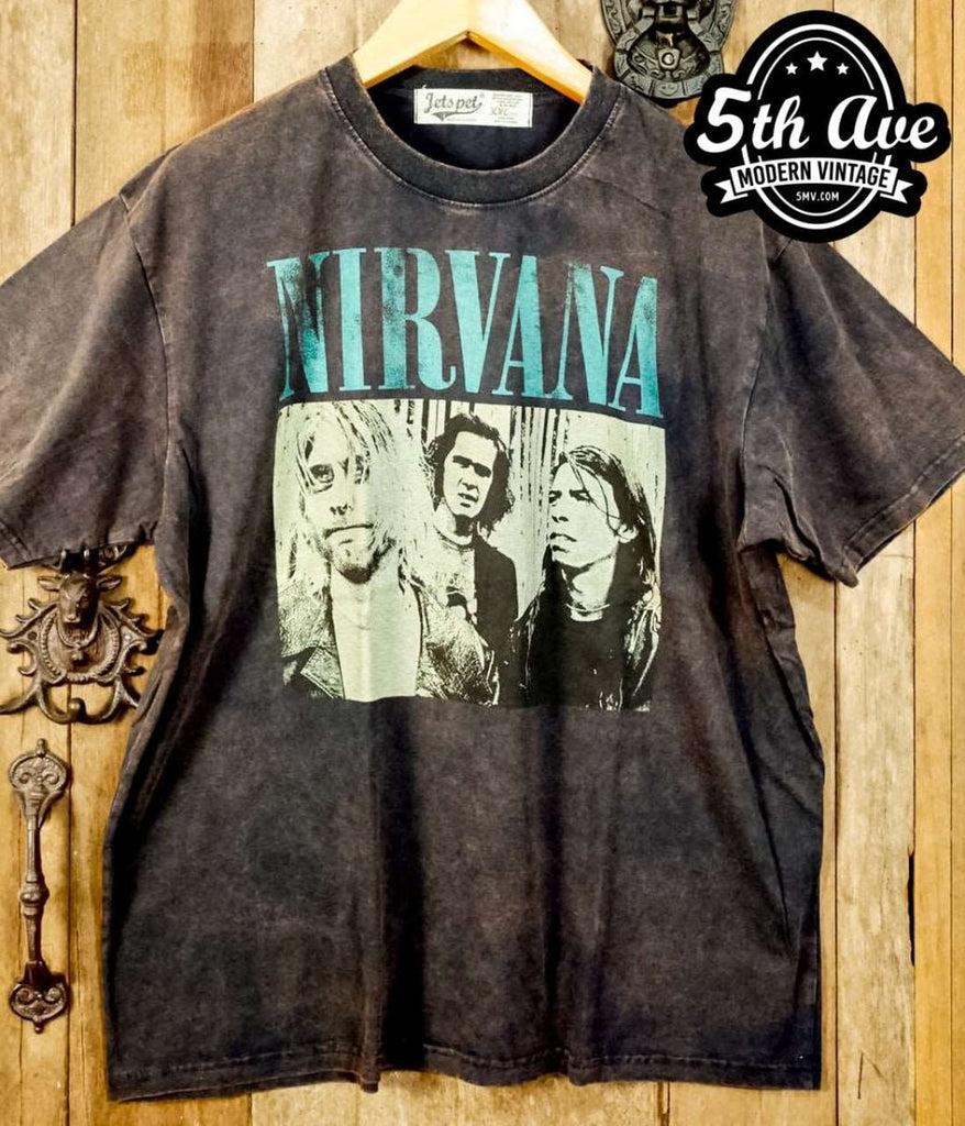 Nirvana - New Vintage Band T shirt - Vintage Band Shirts