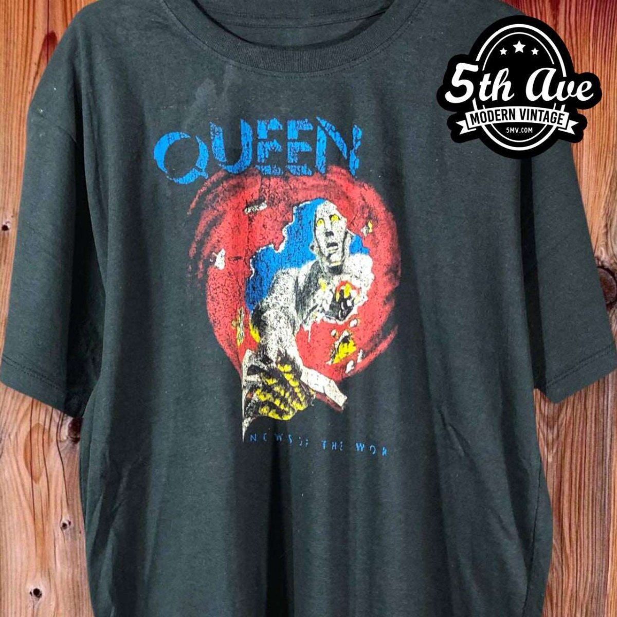 Queen 'News of The World' (Grey) Burnout T-Shirt (Large) 